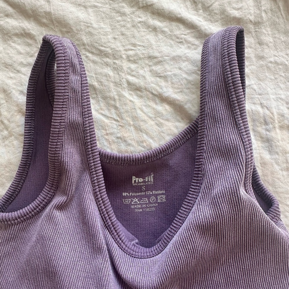Pro-fit Razorback Workout Tank Top Gym & Yoga - Picture 4 of 4